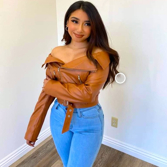 baddieville Jackets & Blazers - Nivea Jacket